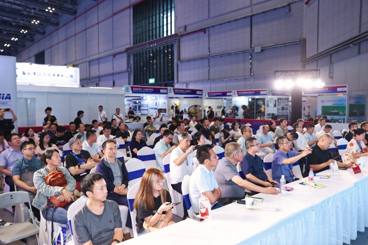 2027SIA上海国际具身智能及人形机器人展.jpg