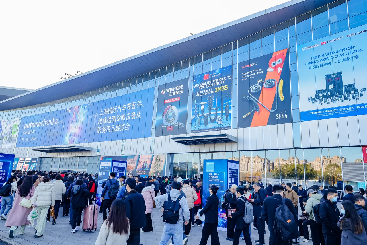 AMS25_FR_Photo.webp.1280.jpg AMS25_FR_Photo.webp.1280.jpg